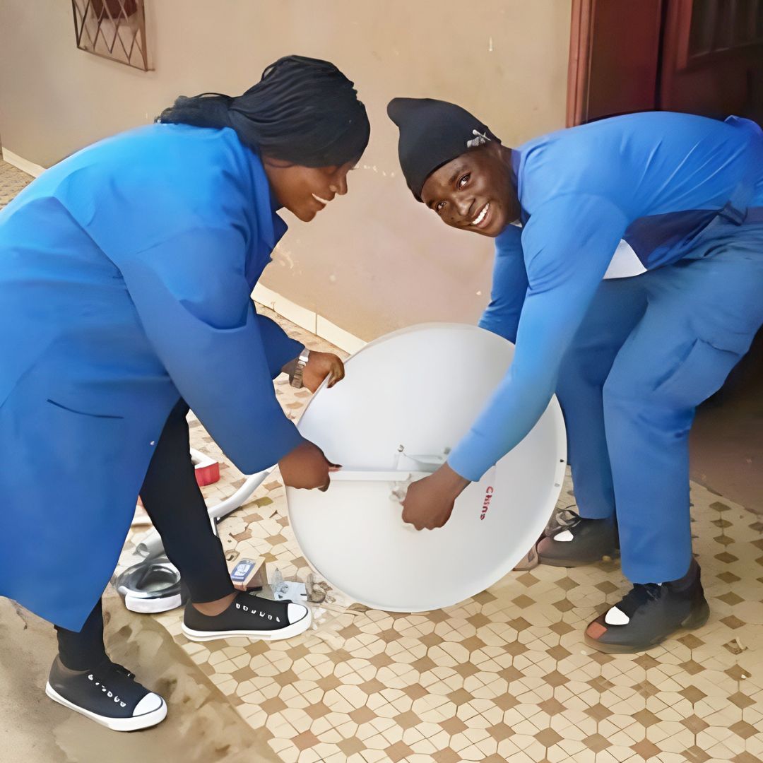 Photo de MANUELLA ET ALAIN, Agents de terrain